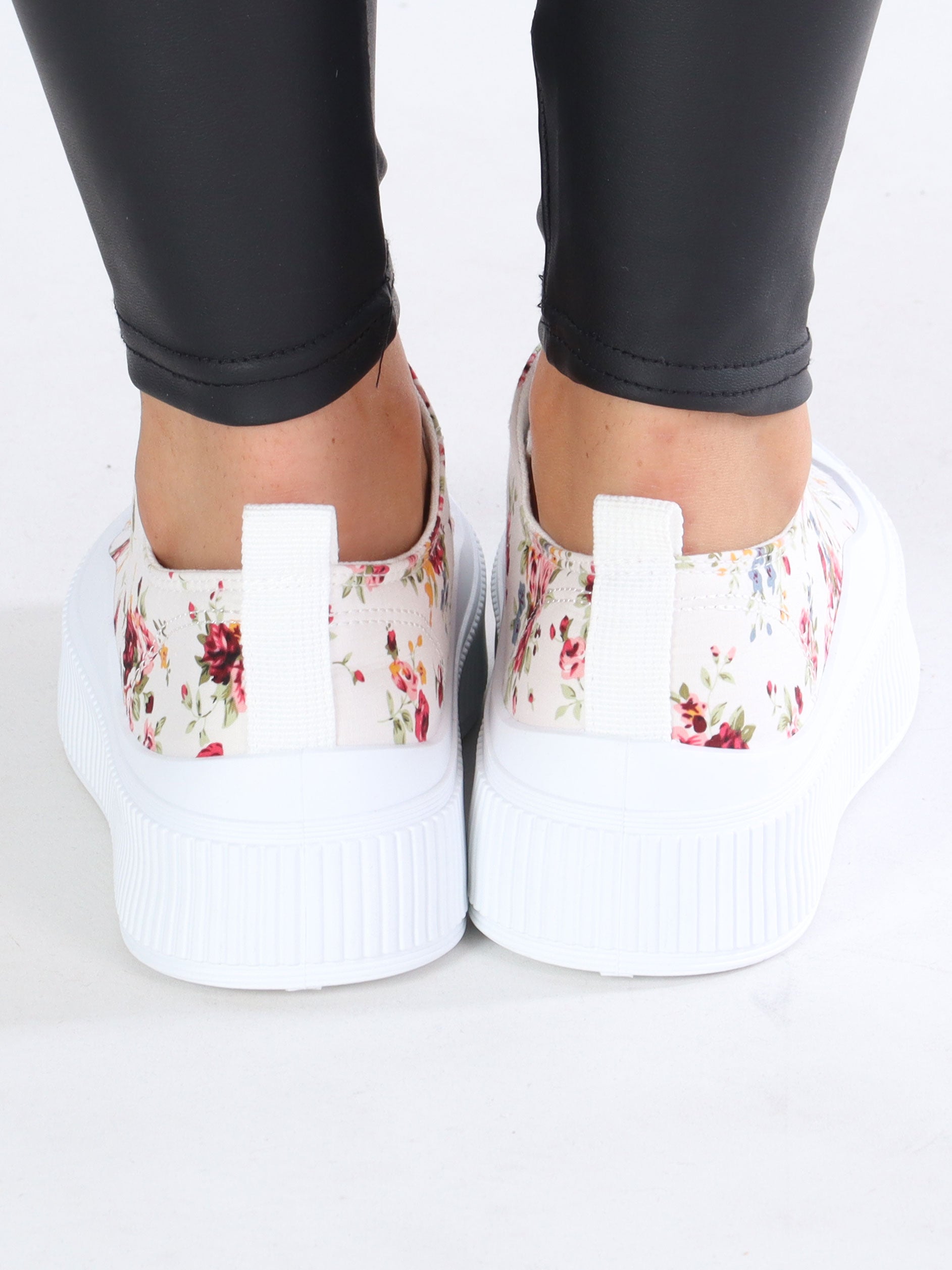 Melina - Sneakers med blomsterprint og bred hvid sål